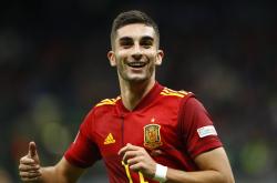 爱游戏娱乐-塞维利亚轻取曼城，费兰·托雷斯惊艳世界的简单介绍