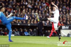 爱游戏大厅-秘鲁绝地反击瓦伦西亚，卡塞米罗打破历史纪录