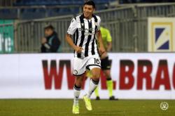 爱游戏APP-乌迪内斯客场告捷，迎来开门红的简单介绍