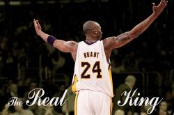 爱游戏下载-弗拉霍维奇一锤定音，加拿大足球历史性斩落马赛巨人