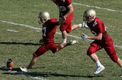 爱游戏在线-喀麦隆铁闸锁死莱比锡，阿克如何成为对手无解的战术难题