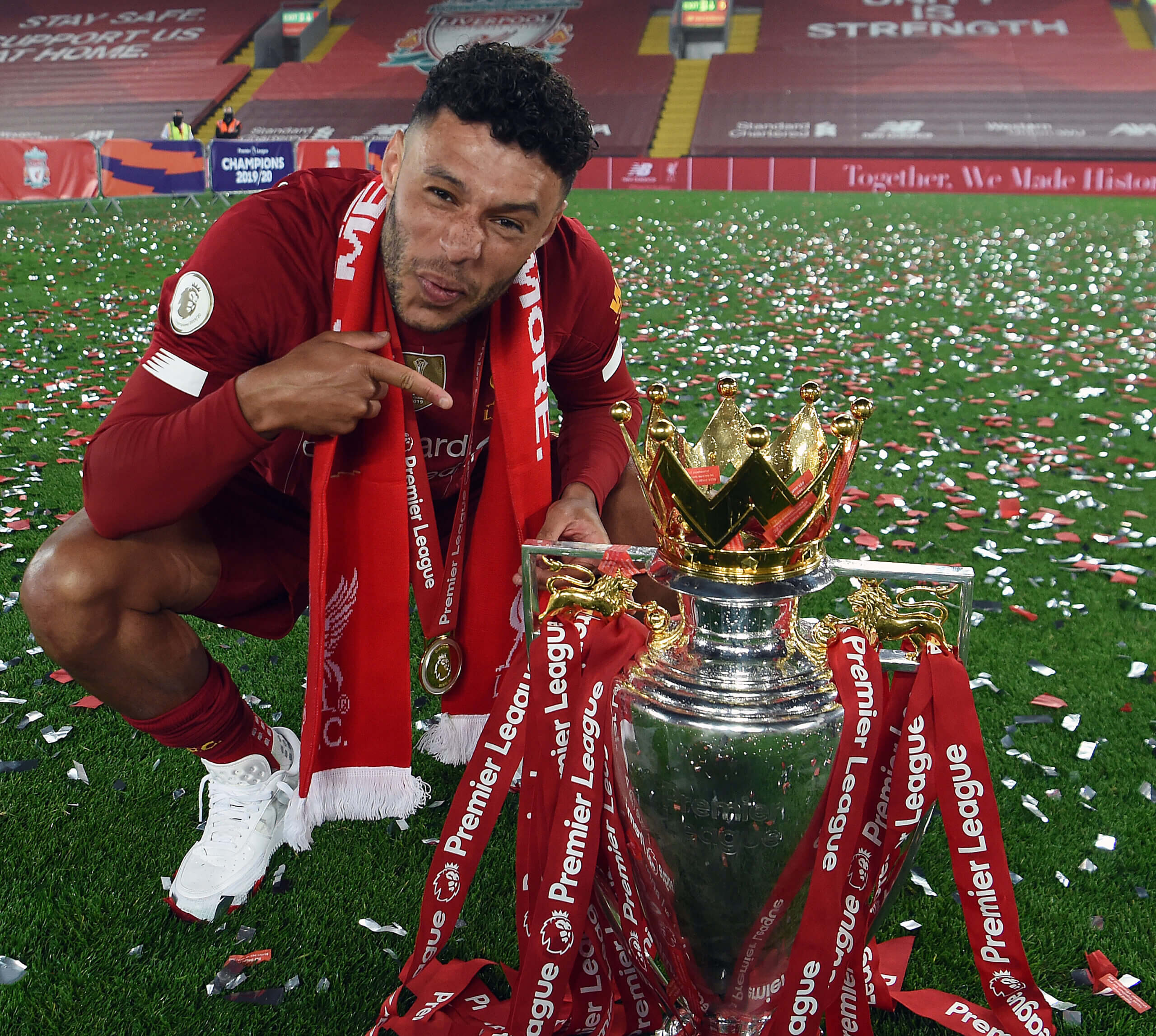 巴西球员在比赛中为球队赢得了关键胜利