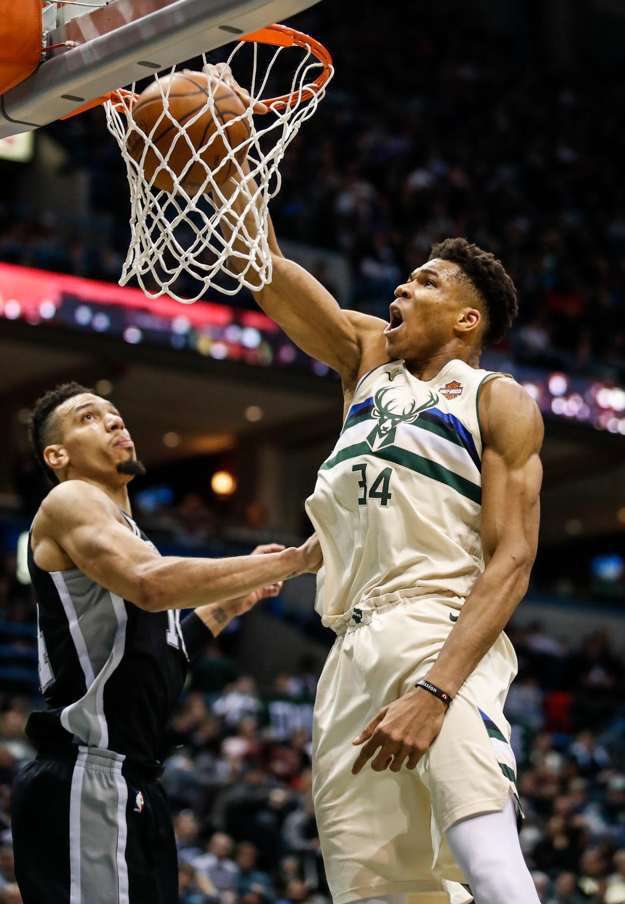 马刺力克国王,取得三连胜,士气高涨!的简单介绍 马刺力克国王,取得三连胜,士气高涨!的简单介绍