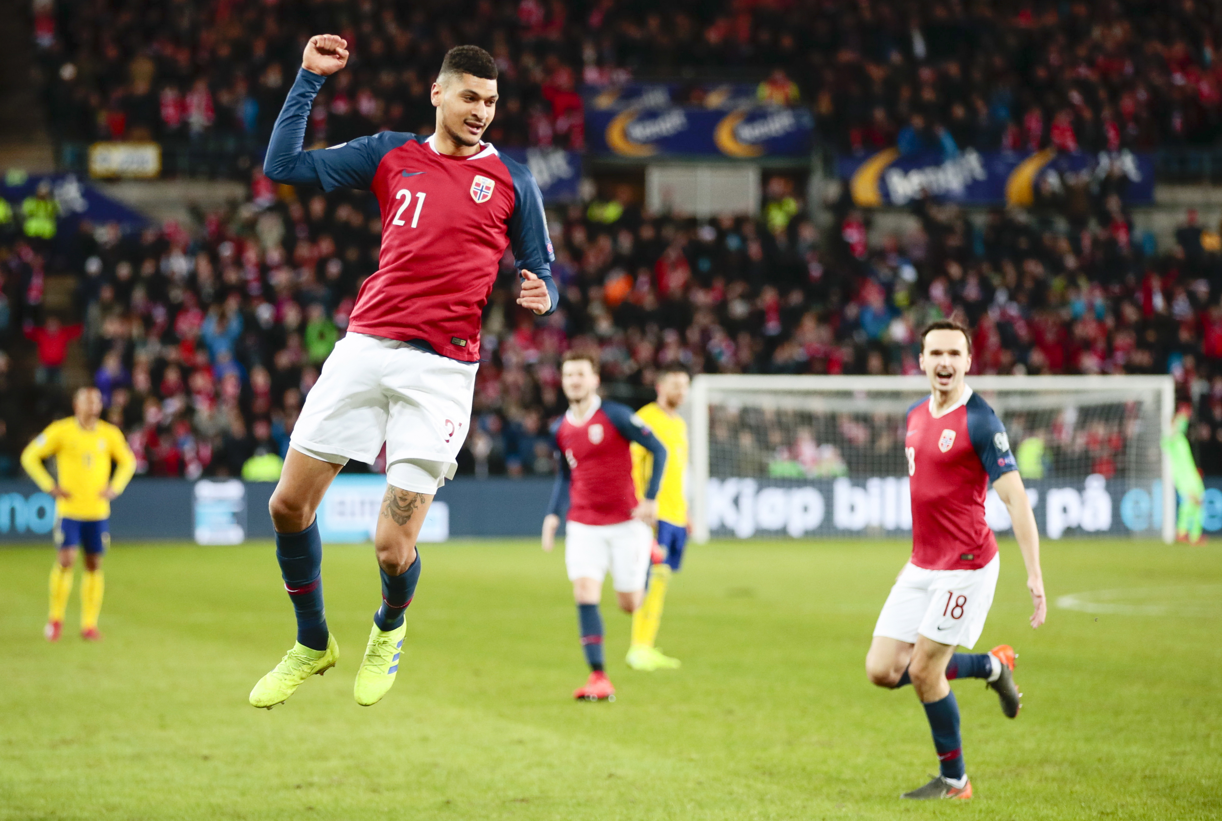 挪威女篮实现反超战胜瑞典队