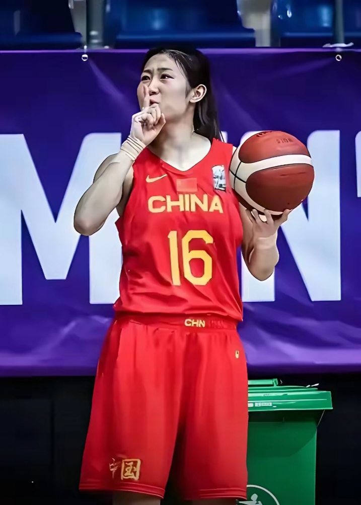 职业篮球联赛女球员崭露头角 职业篮球联赛女球员崭露头角