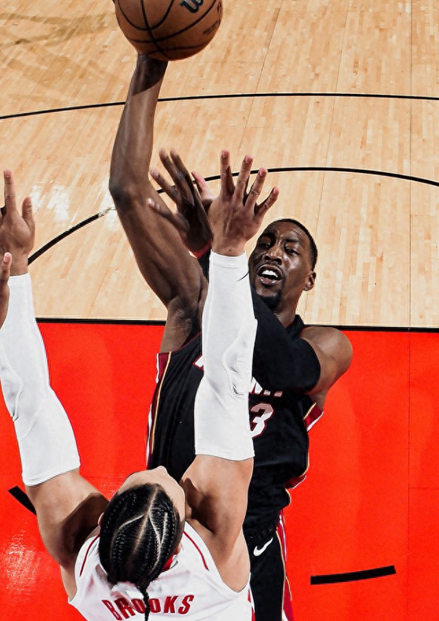 火箭大胜热火，保持势头不减