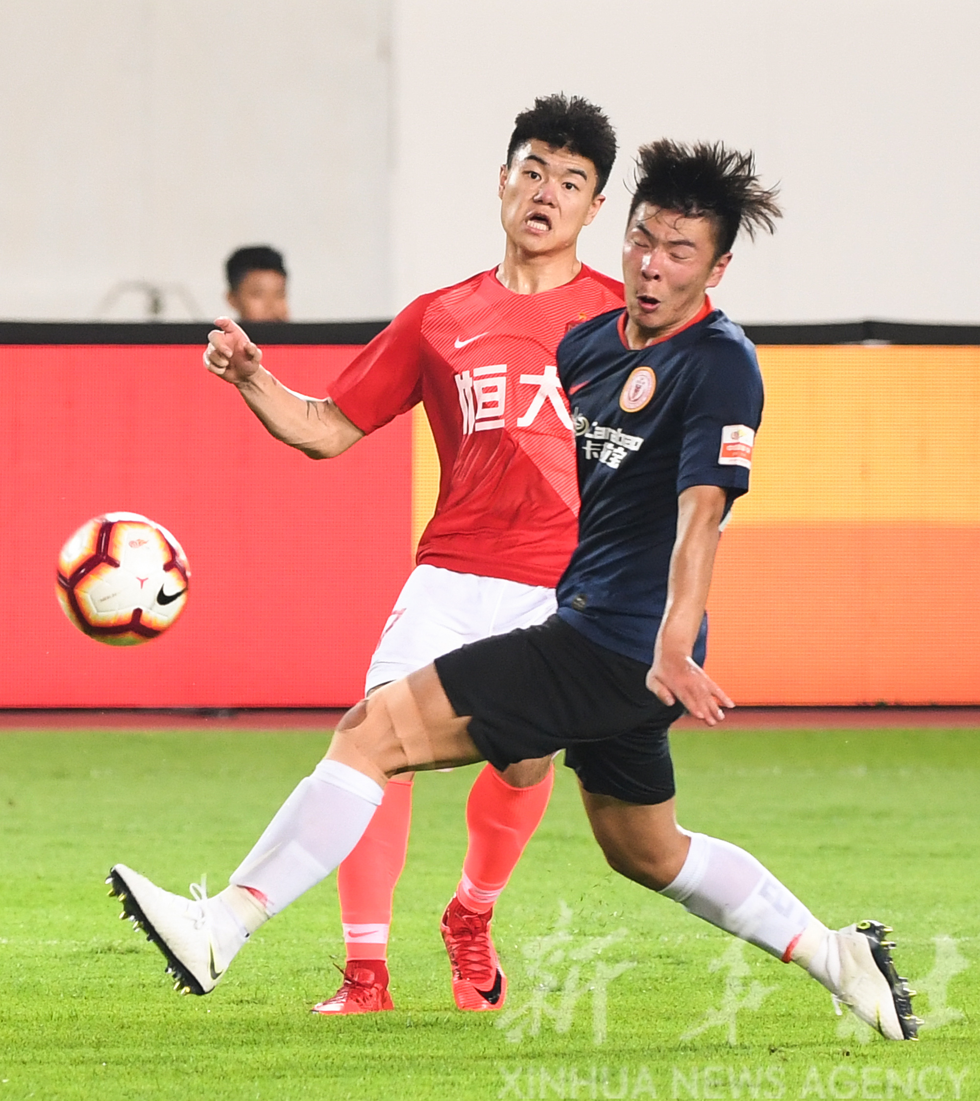 恒大备战关键比赛，球员备战努力