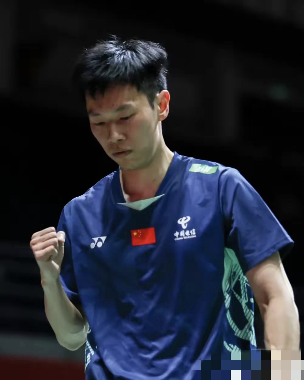 关于日本羽毛球队碾压印度羽毛球队，安赛龙统治全场的信息