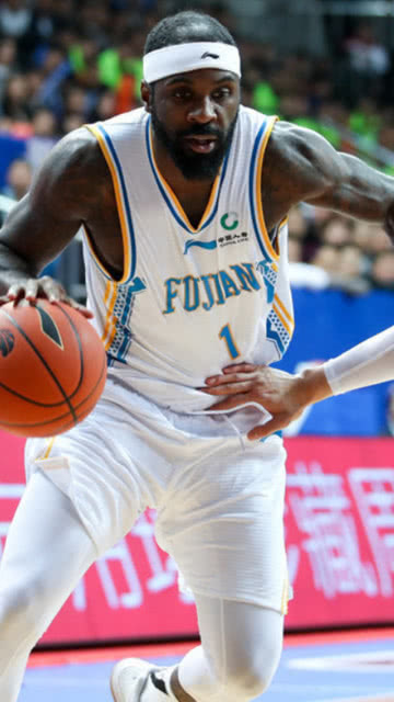 包含SHR逆转JDG，Tian三分雨点燃全场的词条