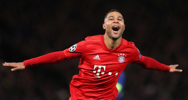 包含格纳布里扬发挥出色，梅开二度助球队捧得胜利的词条