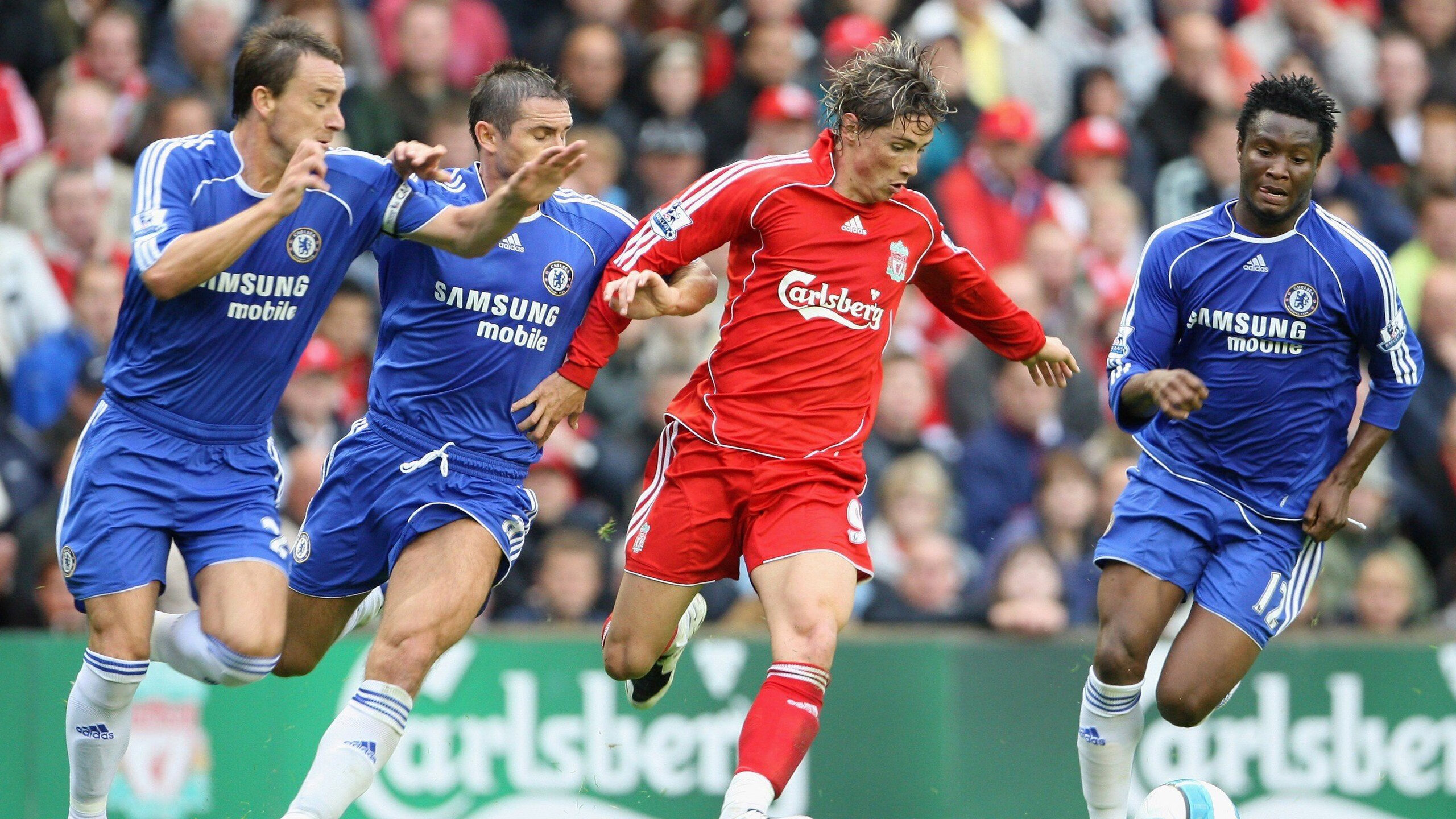 特奥的救赎之战，智利连续得分压制澳大利亚，逆境中的自我证明